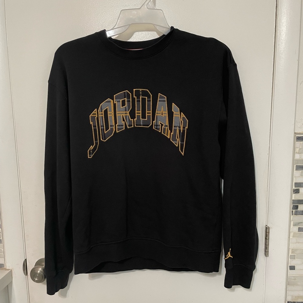 Jordan Jumpman Black Embroidered plaid logo Long
Sleeve black Fleece sweatshirt